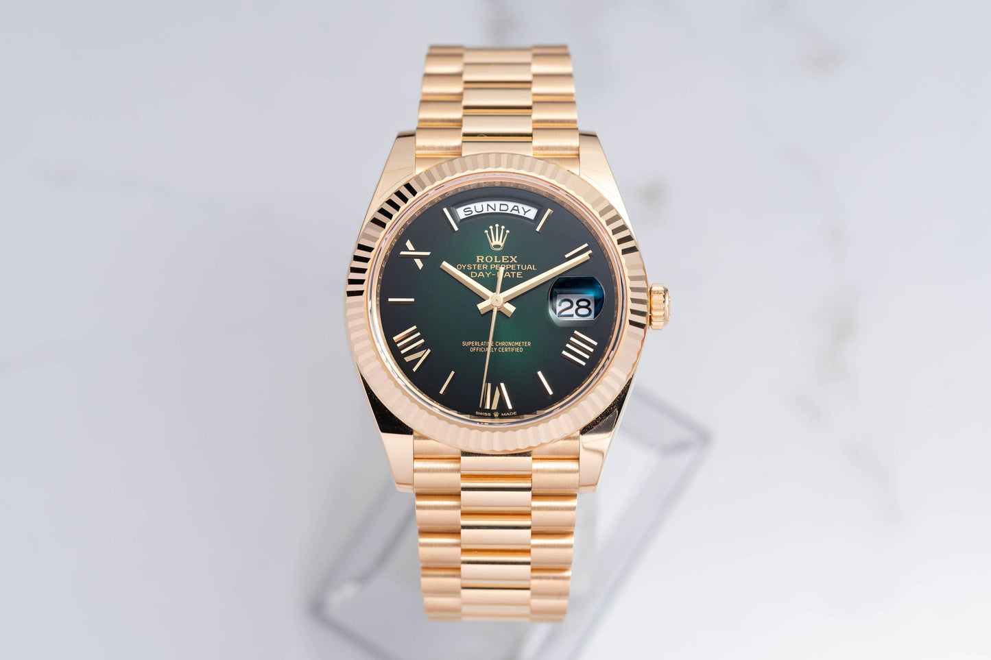 Rolex Day-Date 40 - 228238 - Full-Set