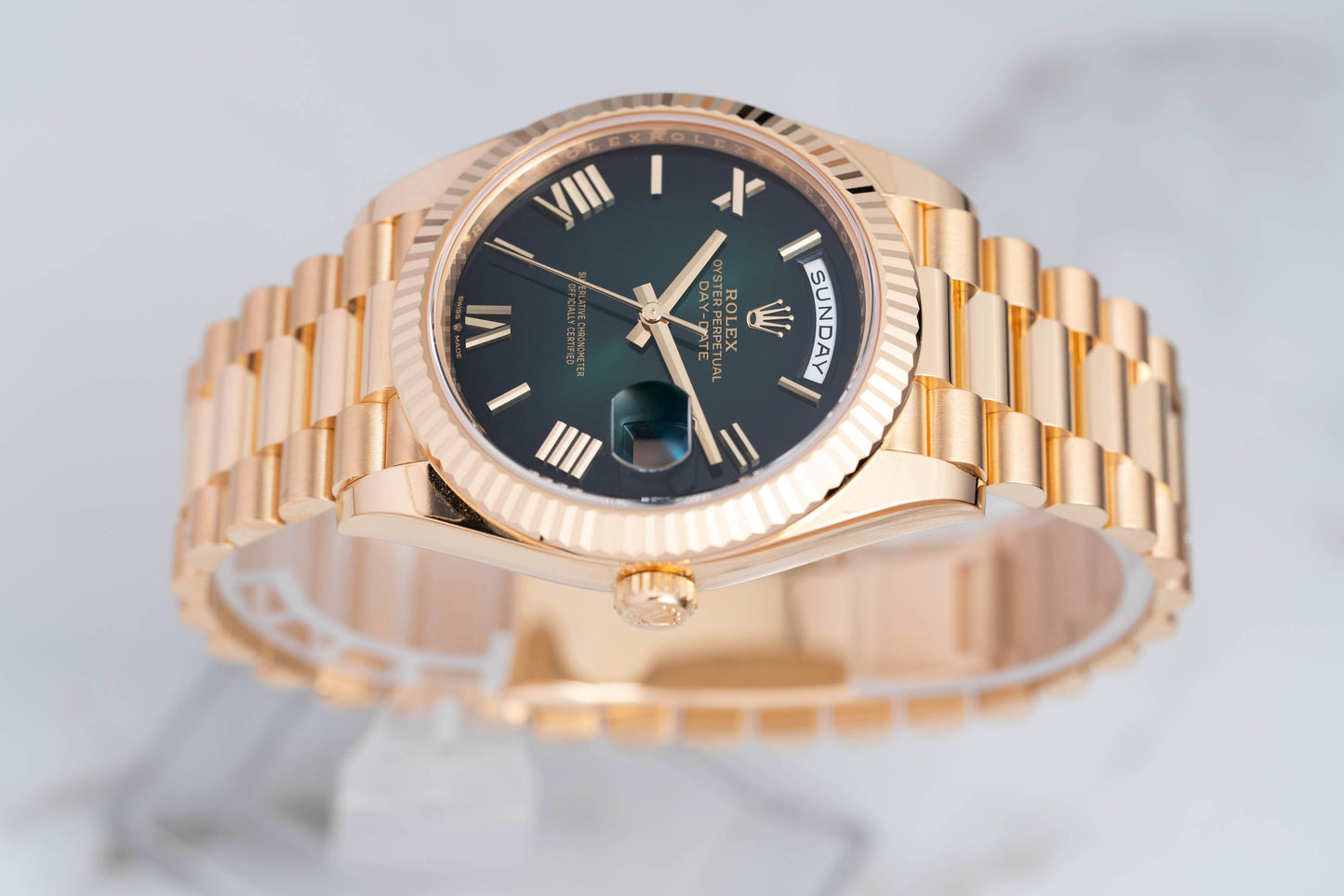 Rolex Day-Date 40 - 228238 - Full-Set