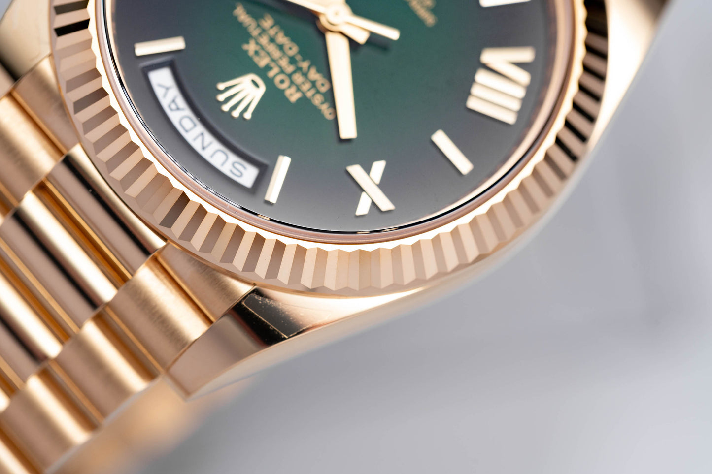 Rolex Day-Date 40 - 228238 - Full-Set