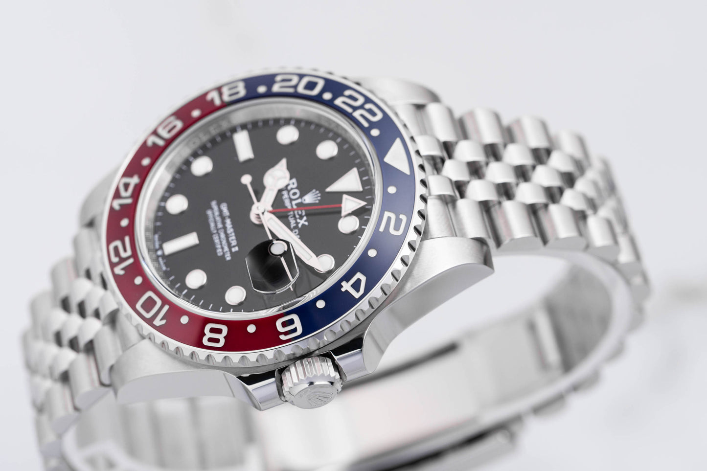 Rolex GMT-Master II Pepsi - 126710BLRO - Full-Set