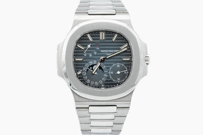 Patek Philippe Nautilus 5712/1A neuwertig aus 2021 im Full-Set