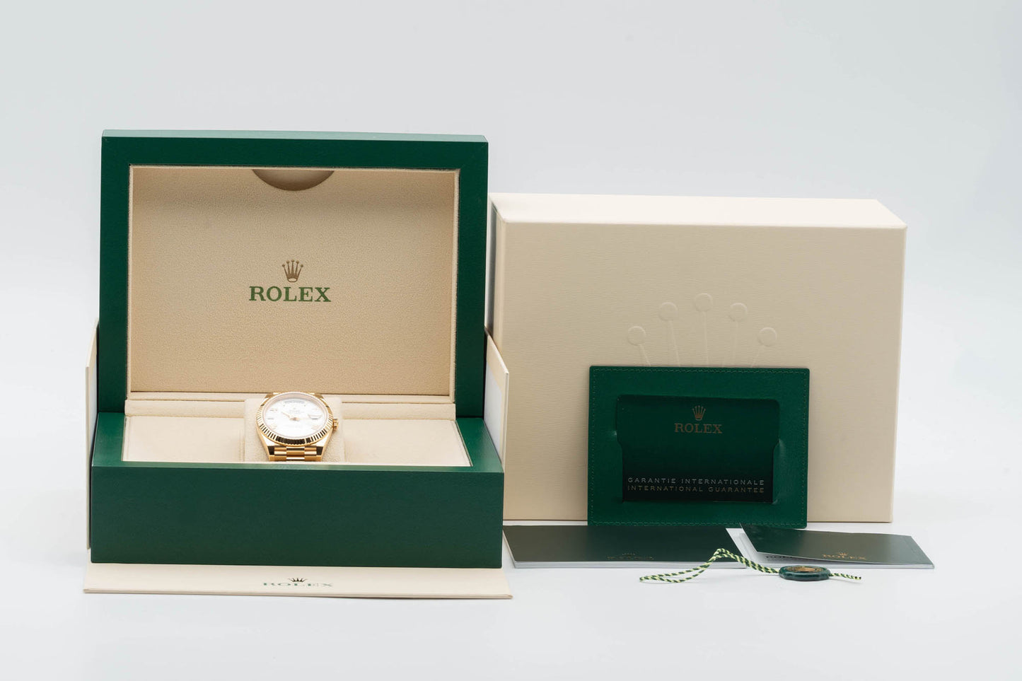 Rolex Day-Date 40 Silver Roman Dial BAND-NEW 2024 Full-Set